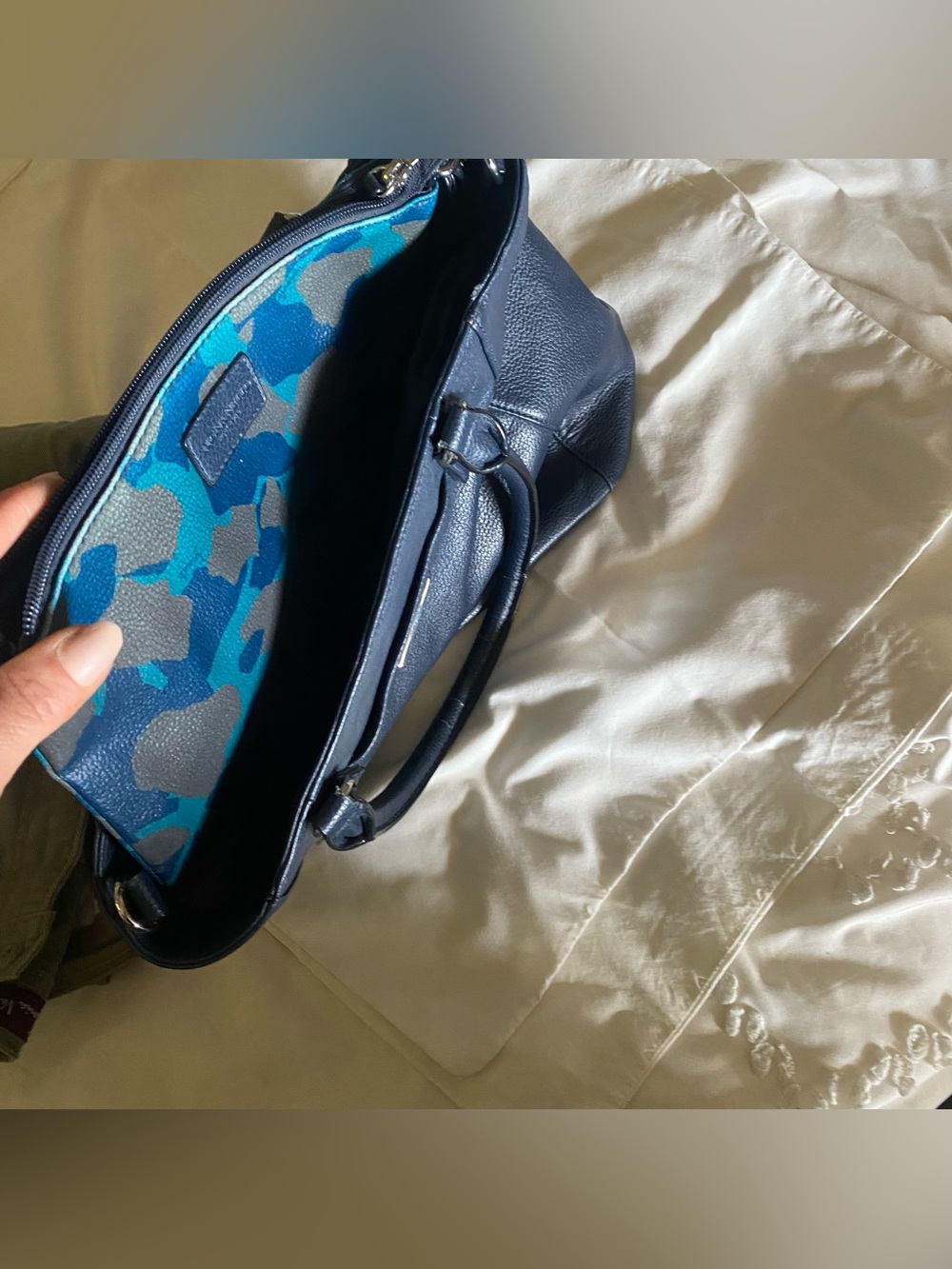 TIGNANELLO  Dark Blue Pebbled Leather Structured Tote with a Removable Bag - Picture 12 of 15